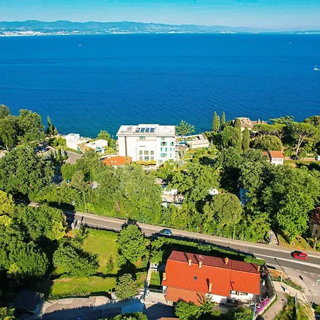 Igor No.1 - Free Parking - Ika, Opatija 이카